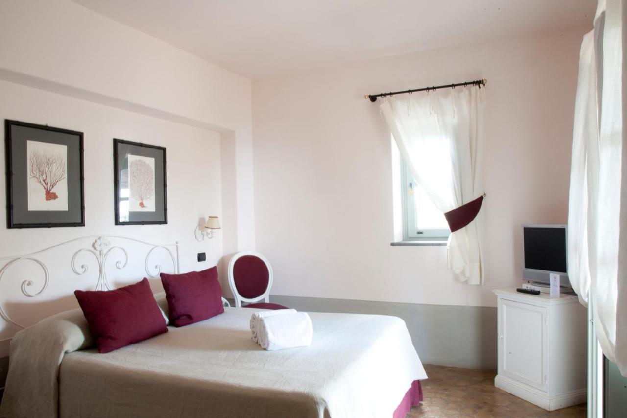 La Salina Hotel Borgo Di Mare 린구아 외부 사진