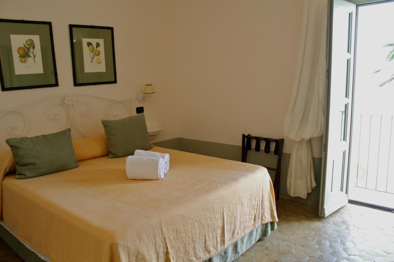 La Salina Hotel Borgo Di Mare 린구아 외부 사진