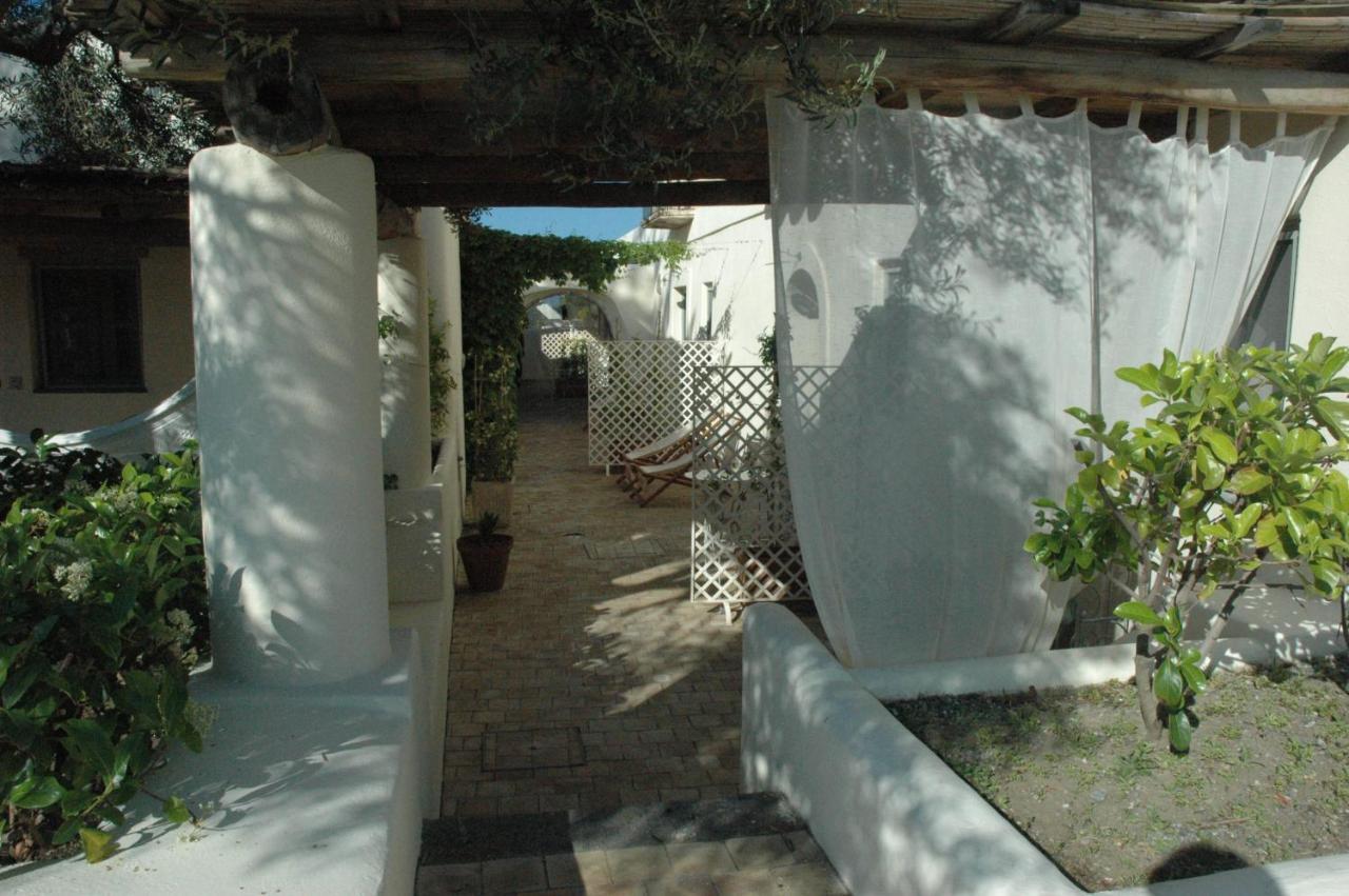La Salina Hotel Borgo Di Mare 린구아 외부 사진