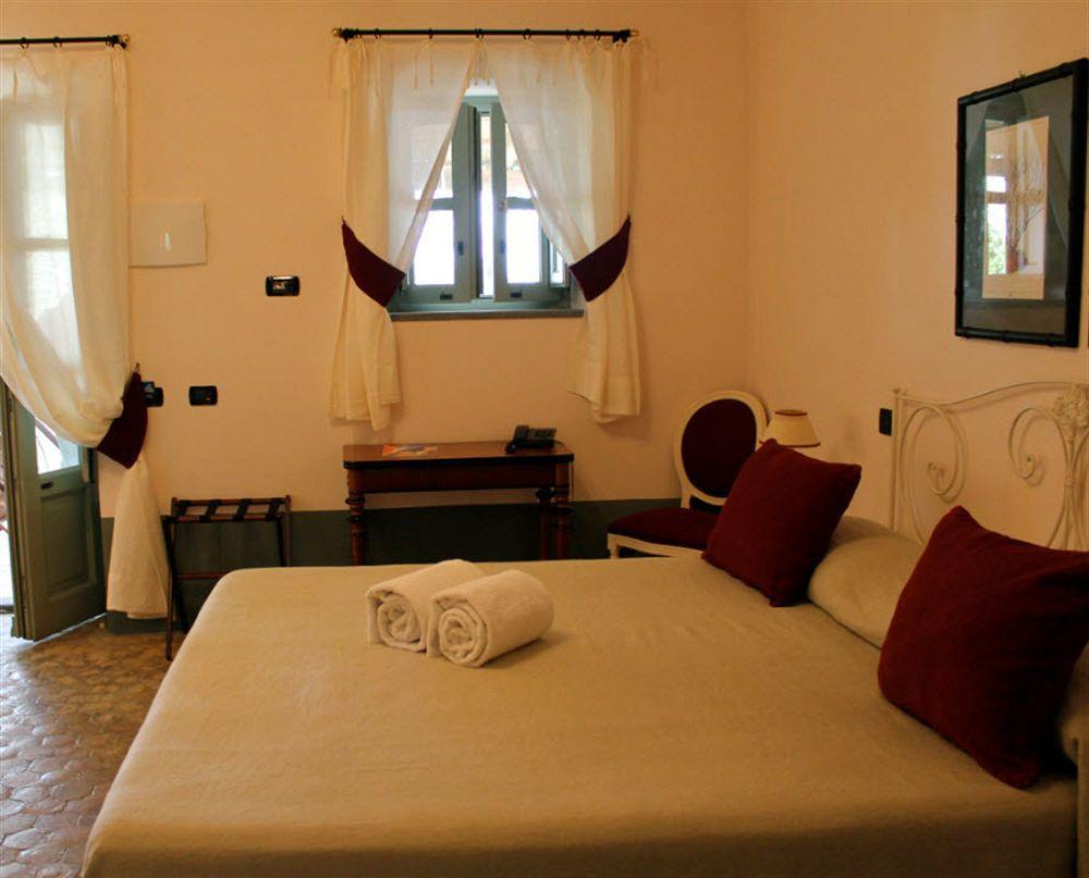 La Salina Hotel Borgo Di Mare 린구아 외부 사진